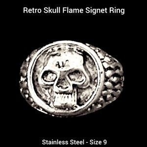 NEW - Retro SS Scull Flames Signet Ring - Size 9